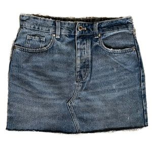 Small ZARA Distressed Denim miniSkirt BRAND NEW